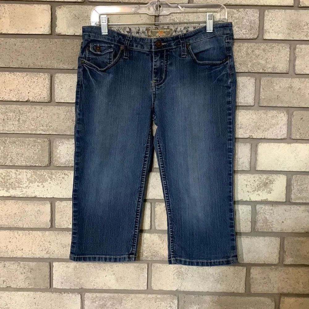 3for$20 Capri size 9